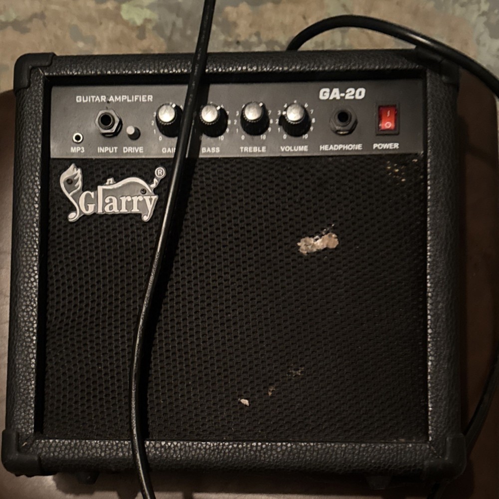 Electric Guitar & Amplifier