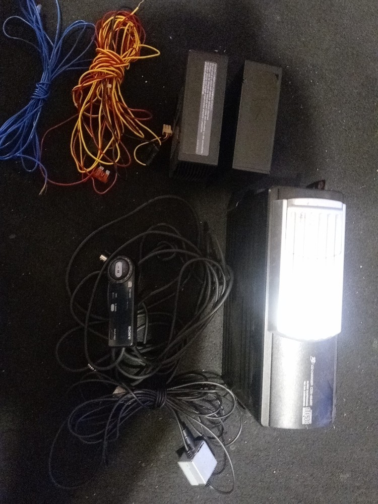 Old School Sony CDX-454RF 10 Disc Changer System