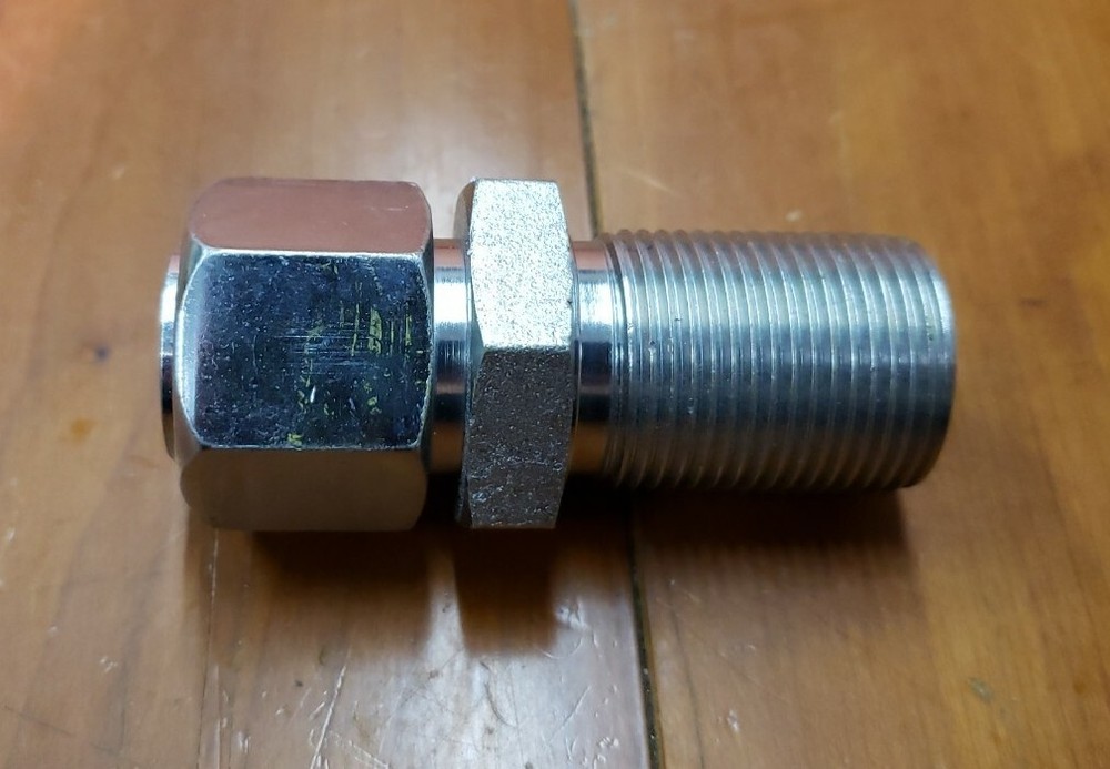 John Deere Original Equipment Adapter Fitting #38H1276
