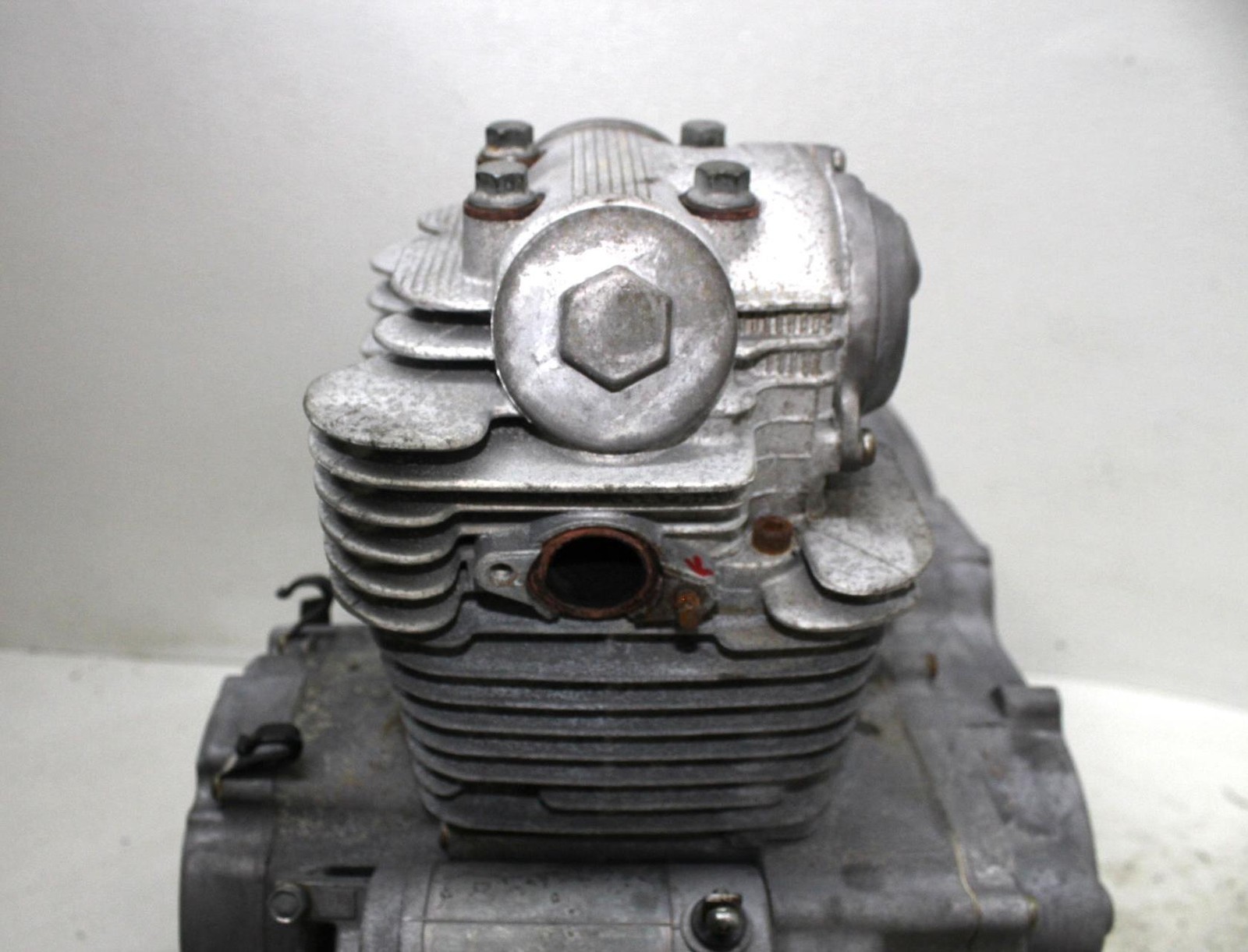 04-13 YAMAHA GRIZZLY 125 ENGINE MOTOR HEAD CASES CRANK SHAFT RUNS!