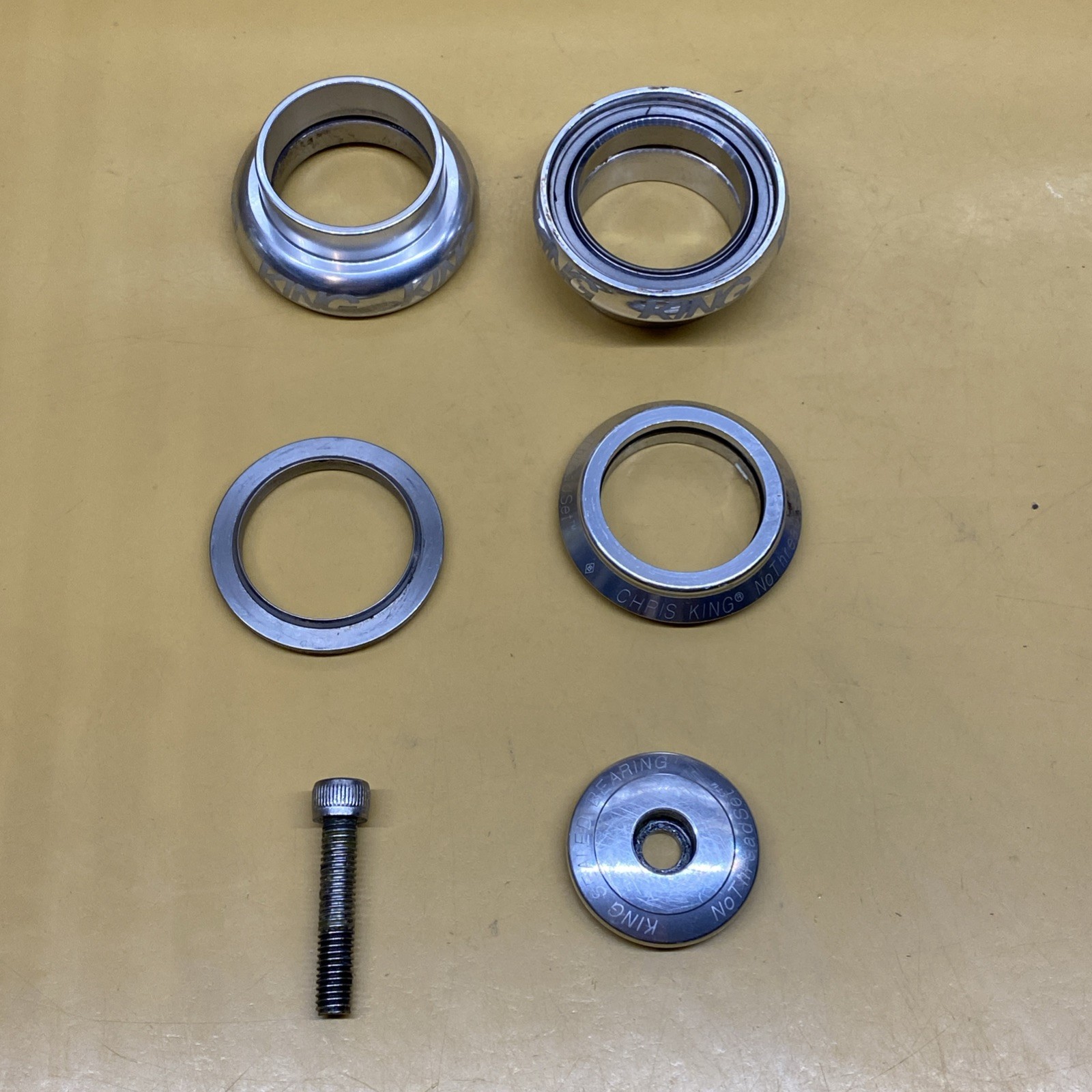 Silver Chris King 1-1/8" NoThreadset Threadless Sealed Bearing Headset