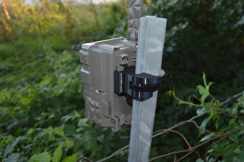 REVISED Tactacam Reveal X T-post mount