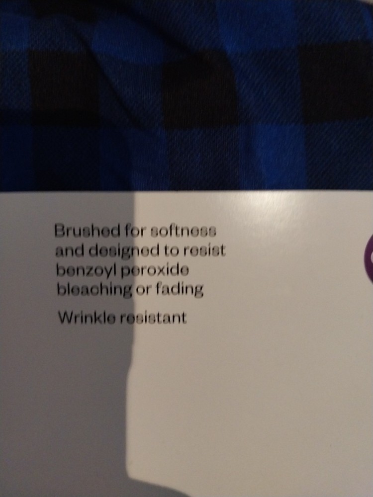 Room Essentials Queen Sized Sheet Set Microfiber Set.