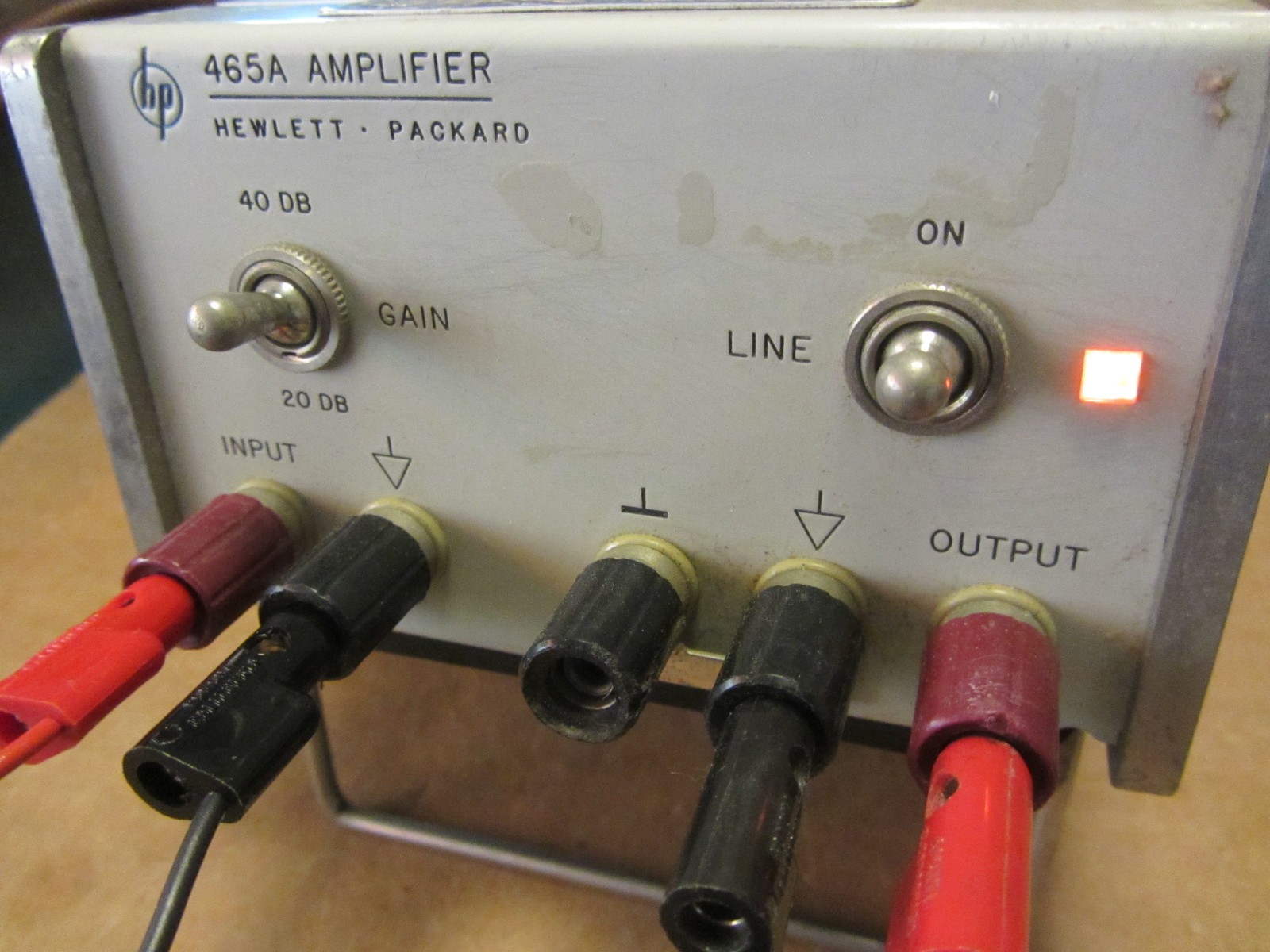 HP465A 5Hz-1Mhz Amplifier