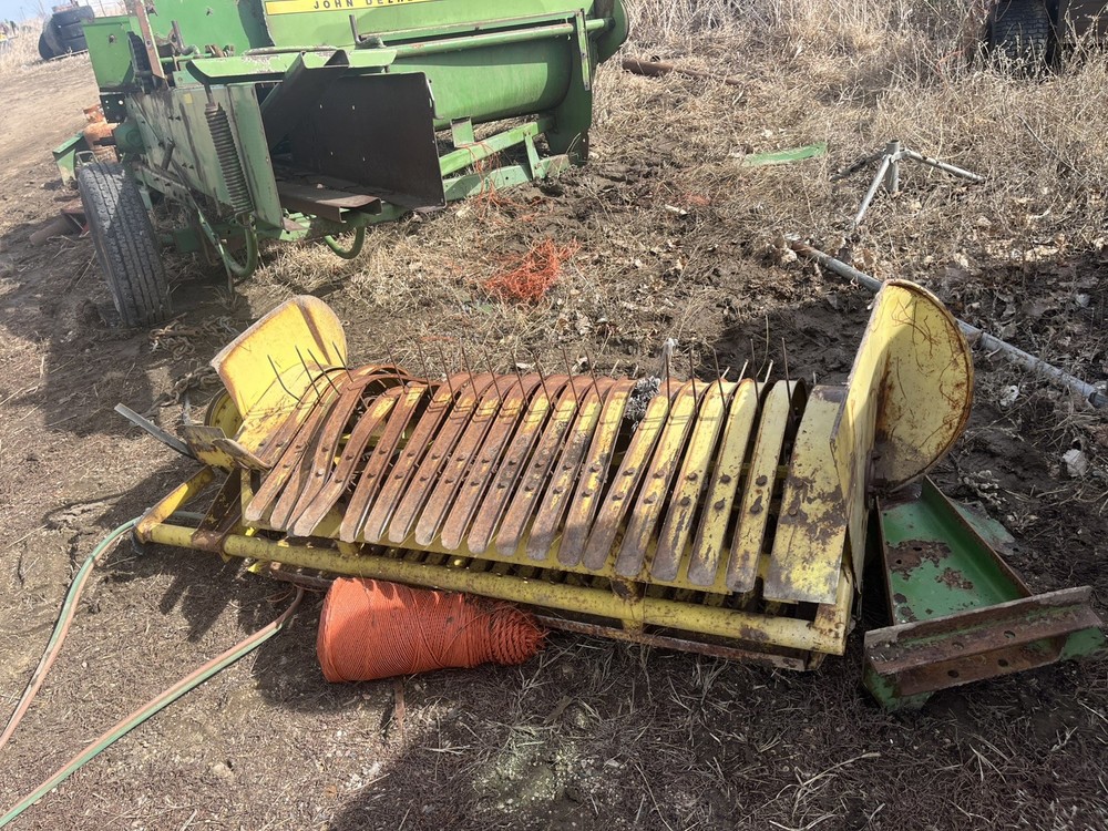 John Deere Baler Stripper E64581