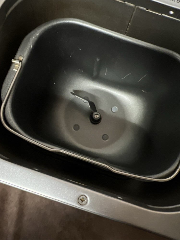 Cuisinart Automatic Bread Maker CBK-100 Programmable 2-lb Stainless Stl - Tested