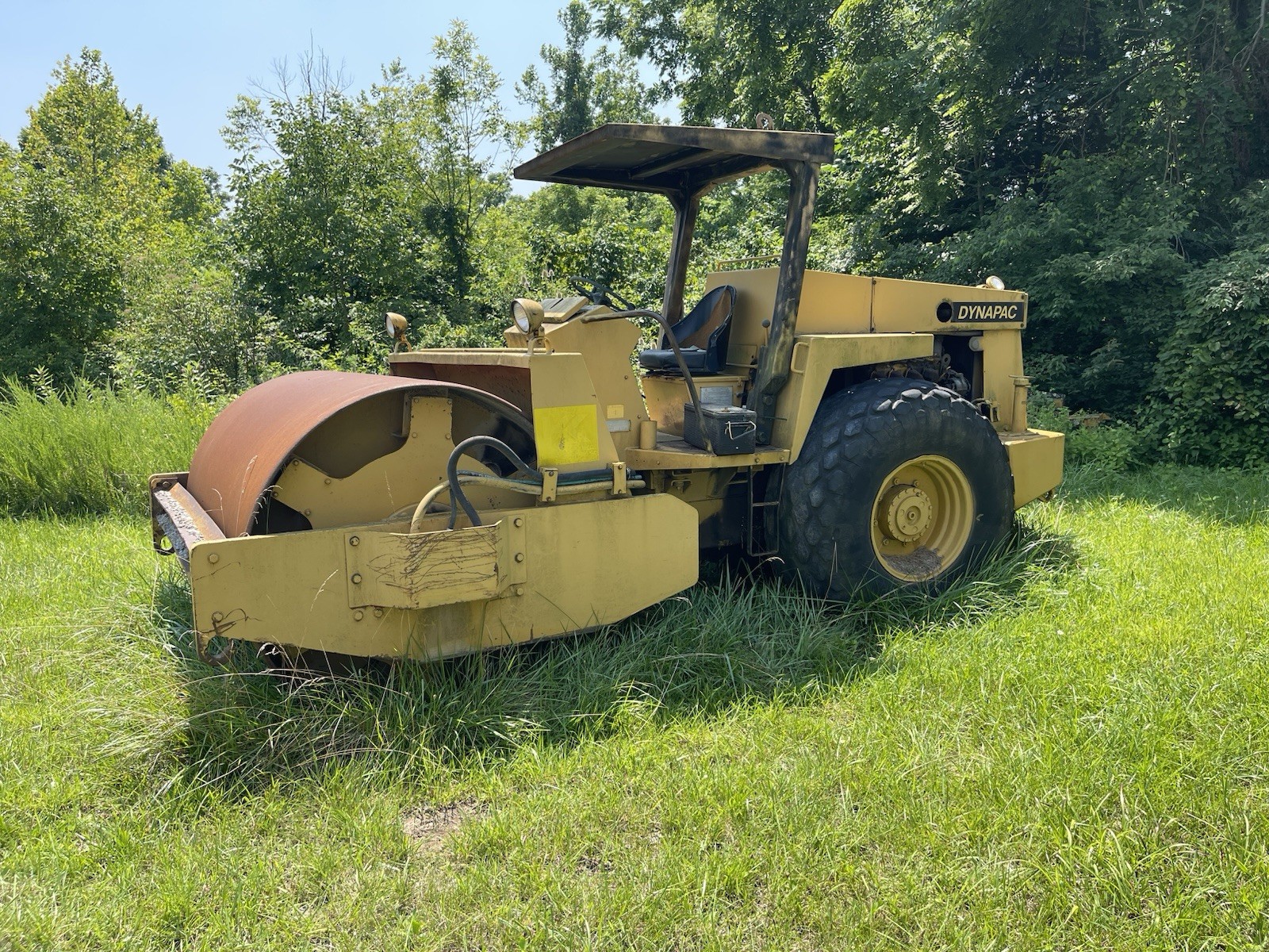 Dynapac Roller With CAT 3208 Engine