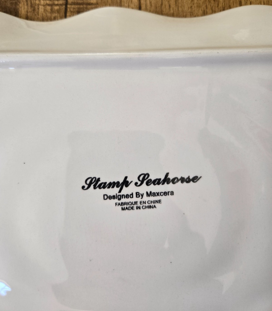 Maxcera STAMP SEAHORSE 17 1/2" Rectangular Ceramic Serving Tray
