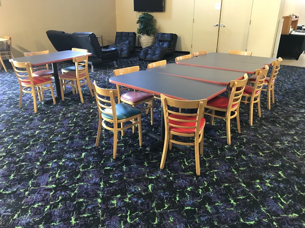 Tables/Chairs Set