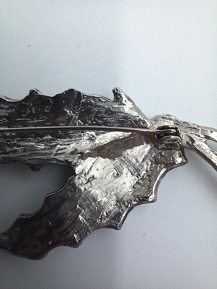 Vintage Marcasite Two Leaf Brooch Pin