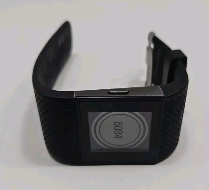 Fitbit Surge Activity Tracker Small Black Band Working Clean With Charging Cable