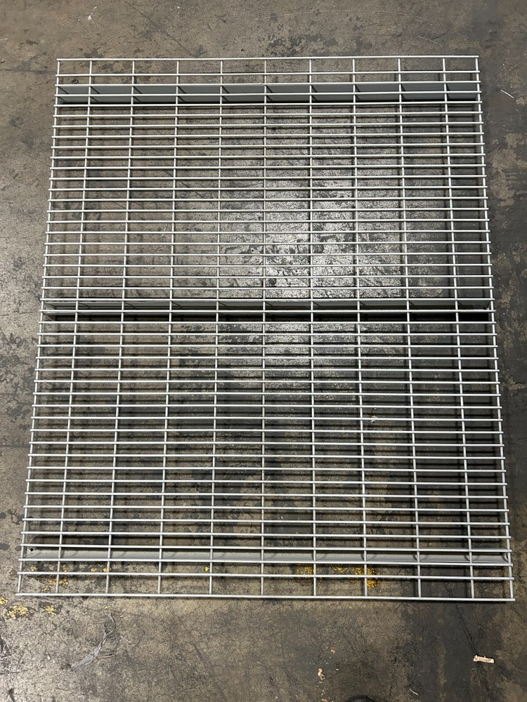 PALLET RACK WIRE DECKING- FLAT FLUSH DECK, 3-CHANNEL, FITS 42" RACKING