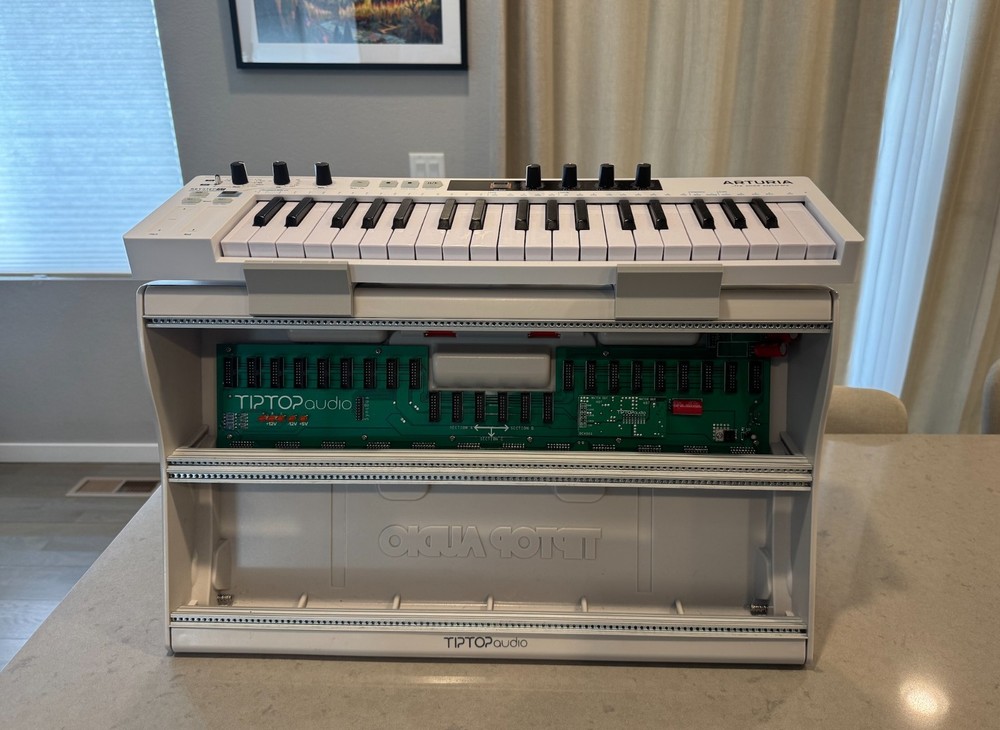 Shelf for Tiptop Mantis Case (pair - light gray)