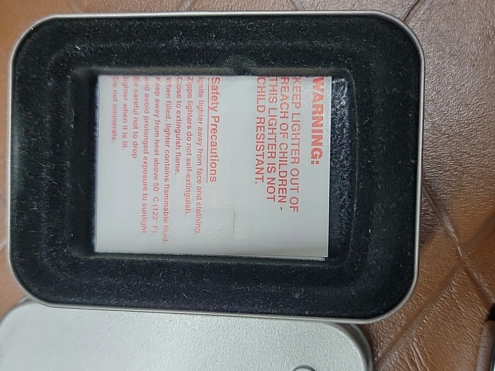 ZIPPO BROADWAY LIGHTER 2000