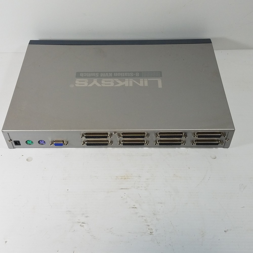 Linksys 8-Station KVM Switch SVIEW08