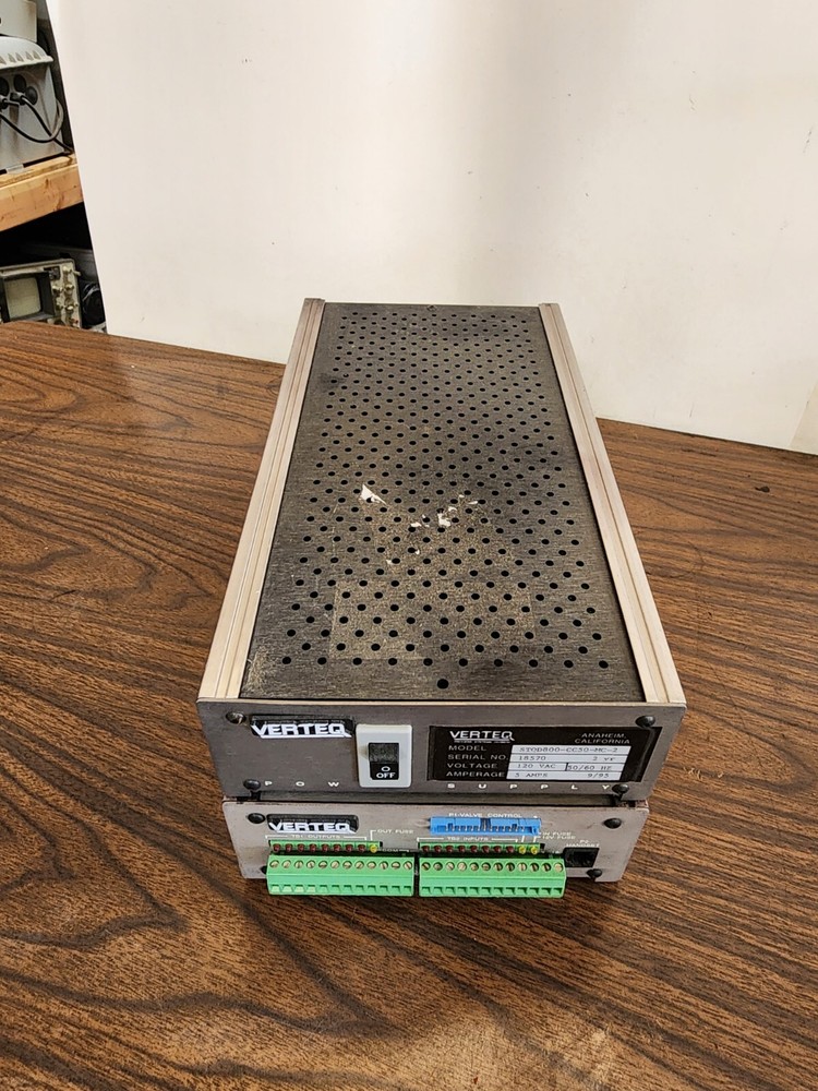 VERTEQ MODEL STQD800-CC50-MC-2 Power Supply + Megasonic Controller