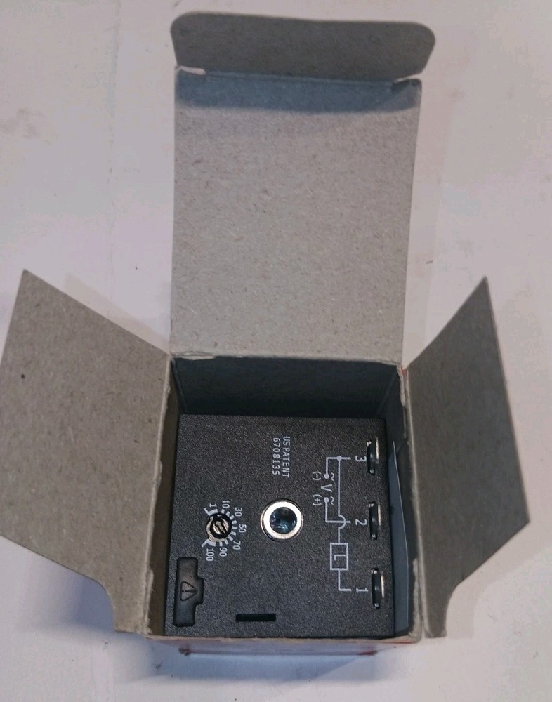 SSAC (Littelfuse) THD3C43A1 Dedicated repeat cycle solid-state 1–100 sec Timer