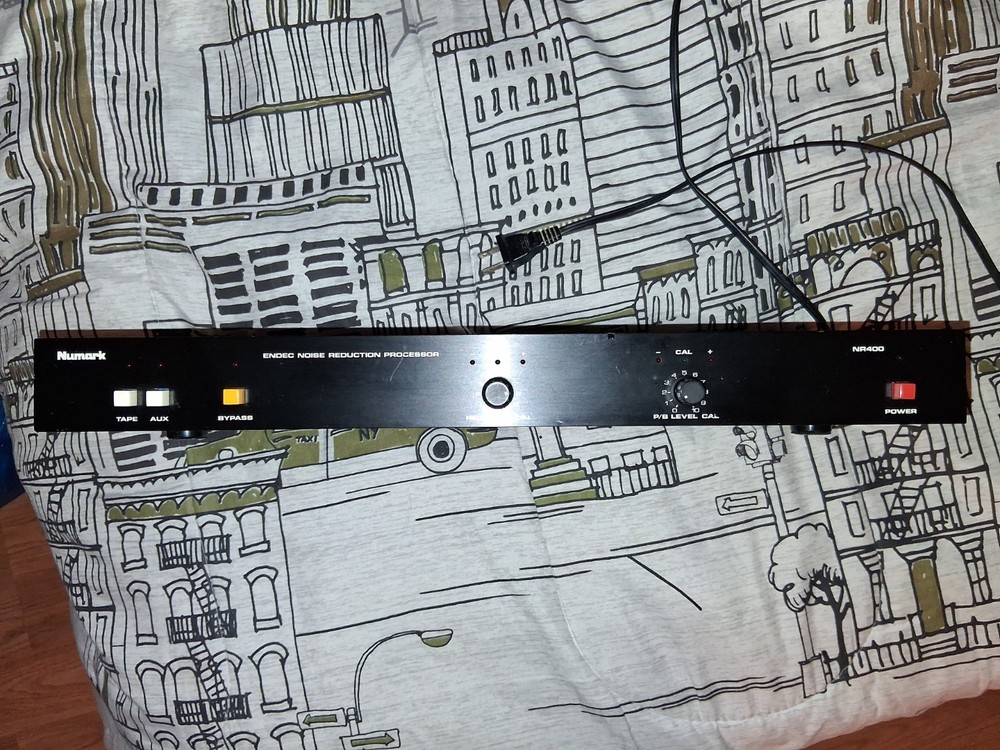 Numark Noise Reduction Processor NR400