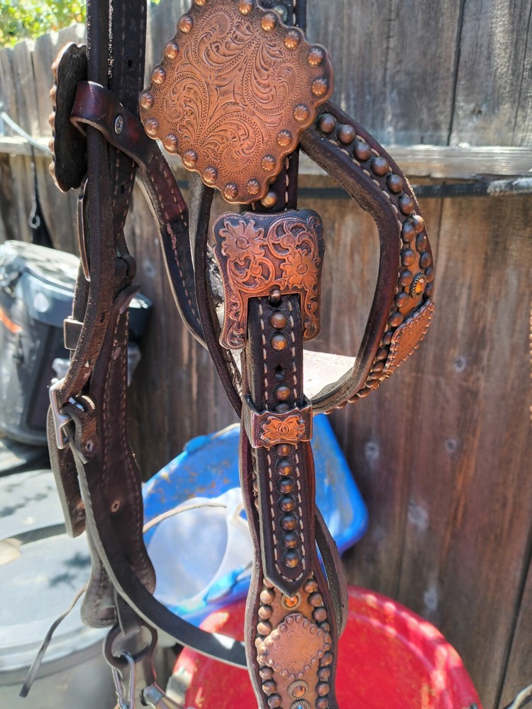 Luan Leather Tack Set