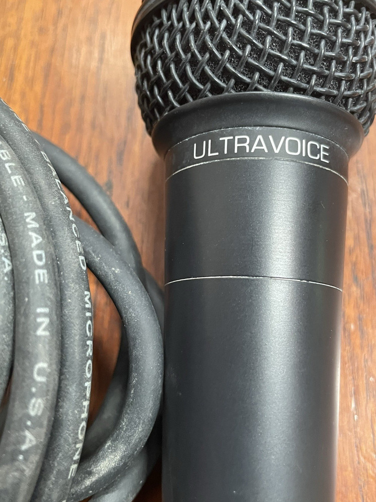 Rare Backup Behringer Ultravoice Dynamic Microphone Hard Wire XLR Connector Case