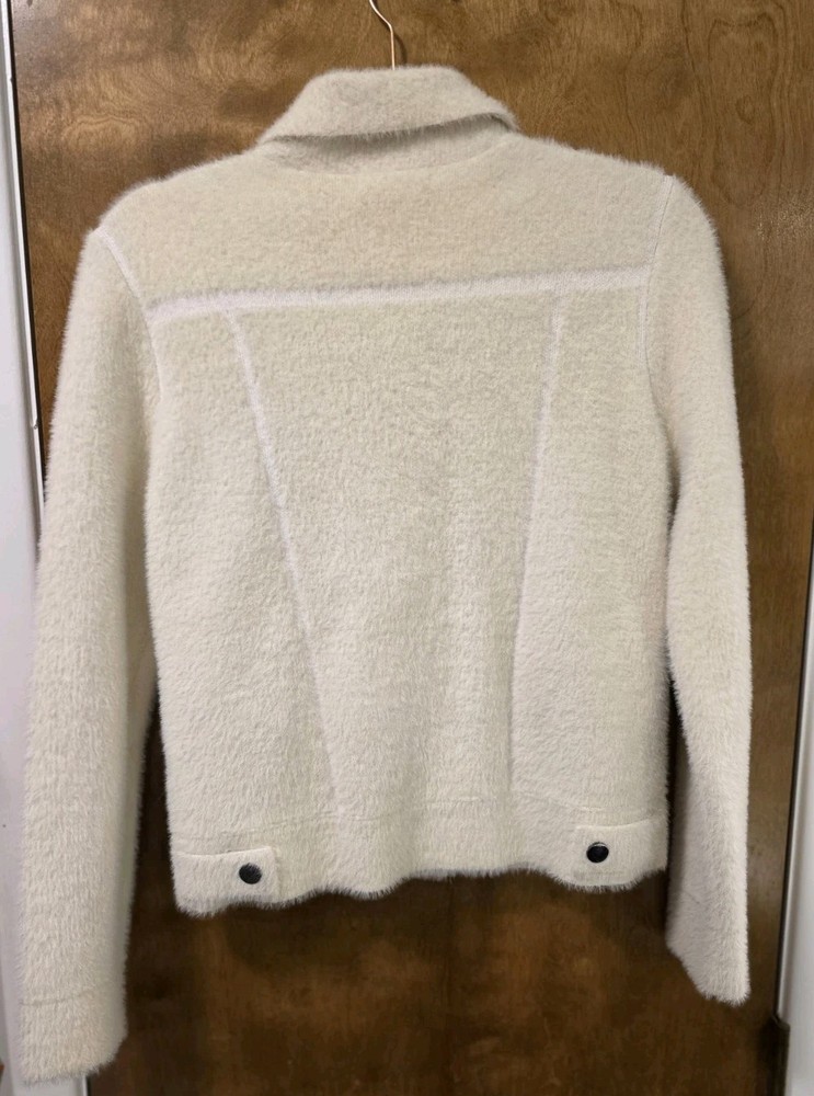 TAHARI Cream White Teddy Bear Shacket Size Small Euc