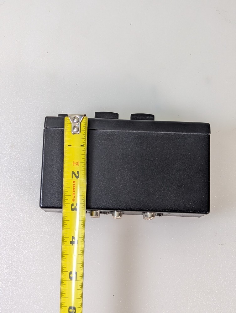 Radio Shack 3 Component Audio Source Control Center 42-2112