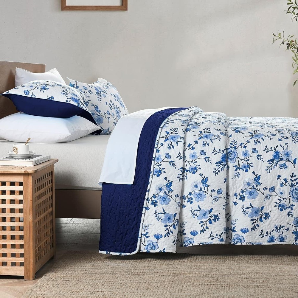 3 Piece Full Size Quilt Set Queen Lightweight Soft Plaid Patchwork Bedding