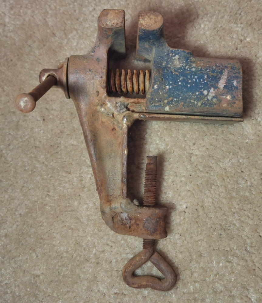 Vintage Antique Mini Bench Vise