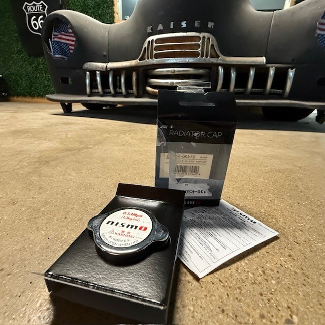 (1) NISMO 21430-RS013 Racing radiator cap pressure P=0.13MPa Genuine oem Nissan