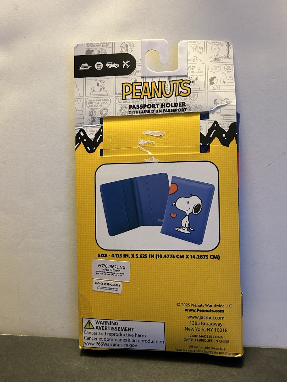 Peanuts Snoopy Passport Holder New