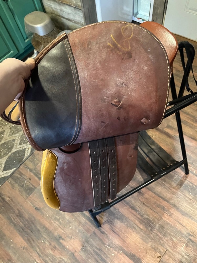 Hunter Jumper Saddle - 18 Inch