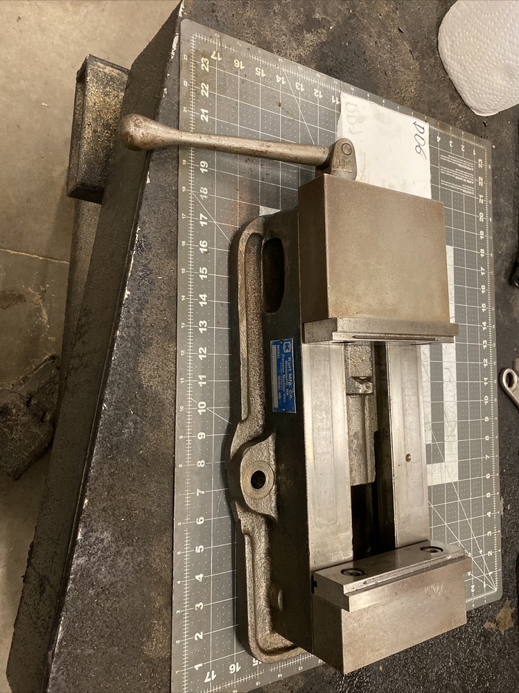 Kurt D675 Precision Machine Vise, 6” jaws, (dd6