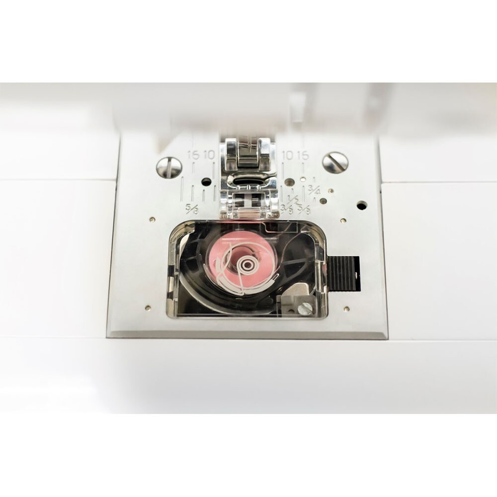 Singer SC220 Sewing Machine w/ 200 Stitch Applications - Refurbished