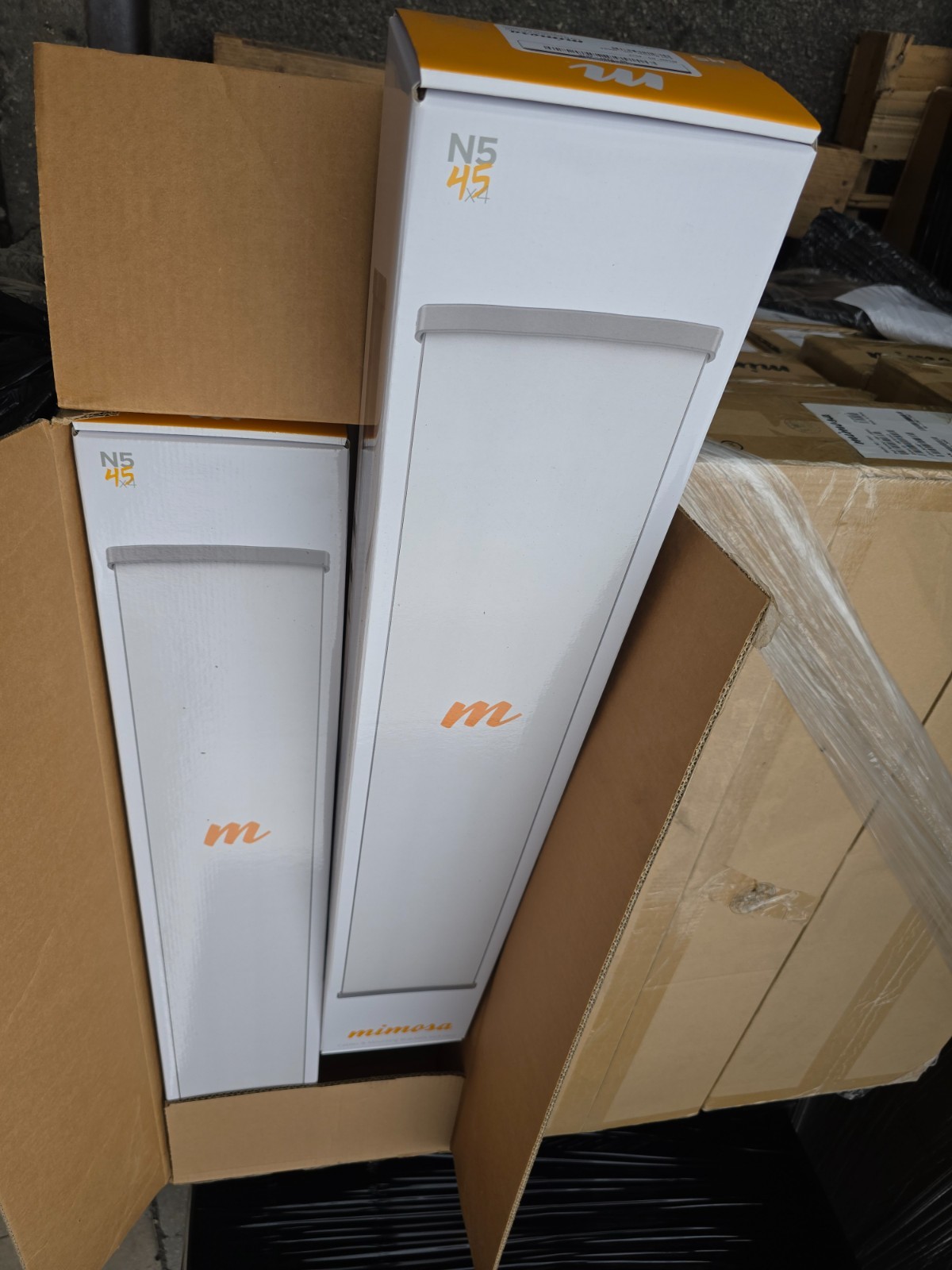 New Mimosa N5-45x4 Sector Antenna 4-Port 4.9–6.4GHz 19dBi Gain # 100-00084