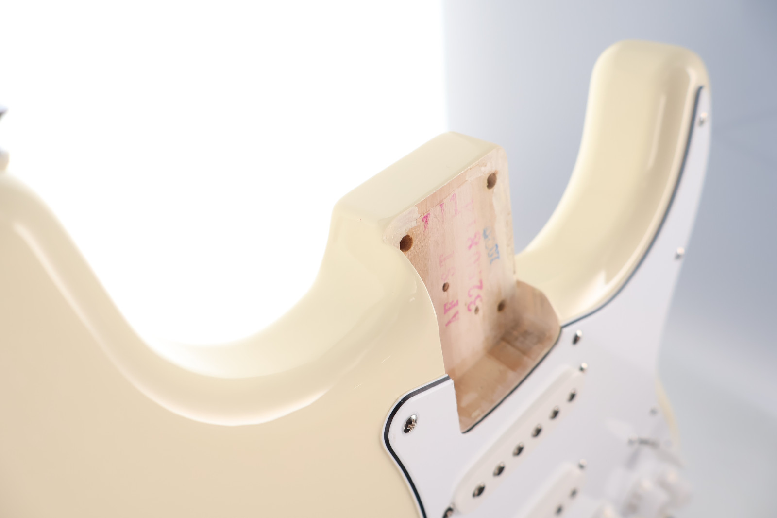 Squier Affinity Stratocaster Body Olympic White Finish Fully Loaded