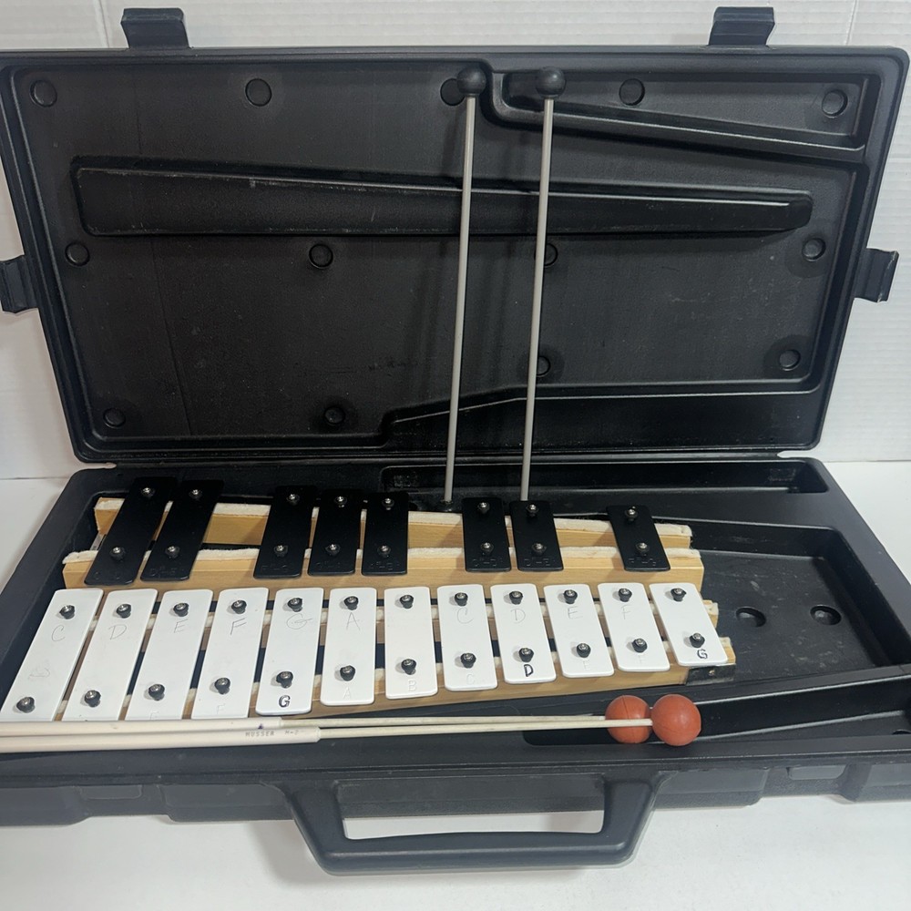 CB700 Glockenspiel with Mallets and Case