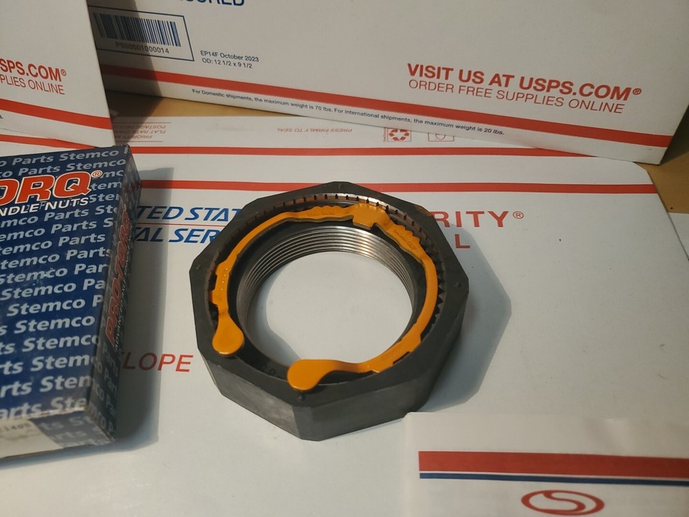 STEMCO 449-4974 Pro-Torq Axle Spindle Nut 2-5/8-12 Thread, 3-3/4" 8 Point Socket