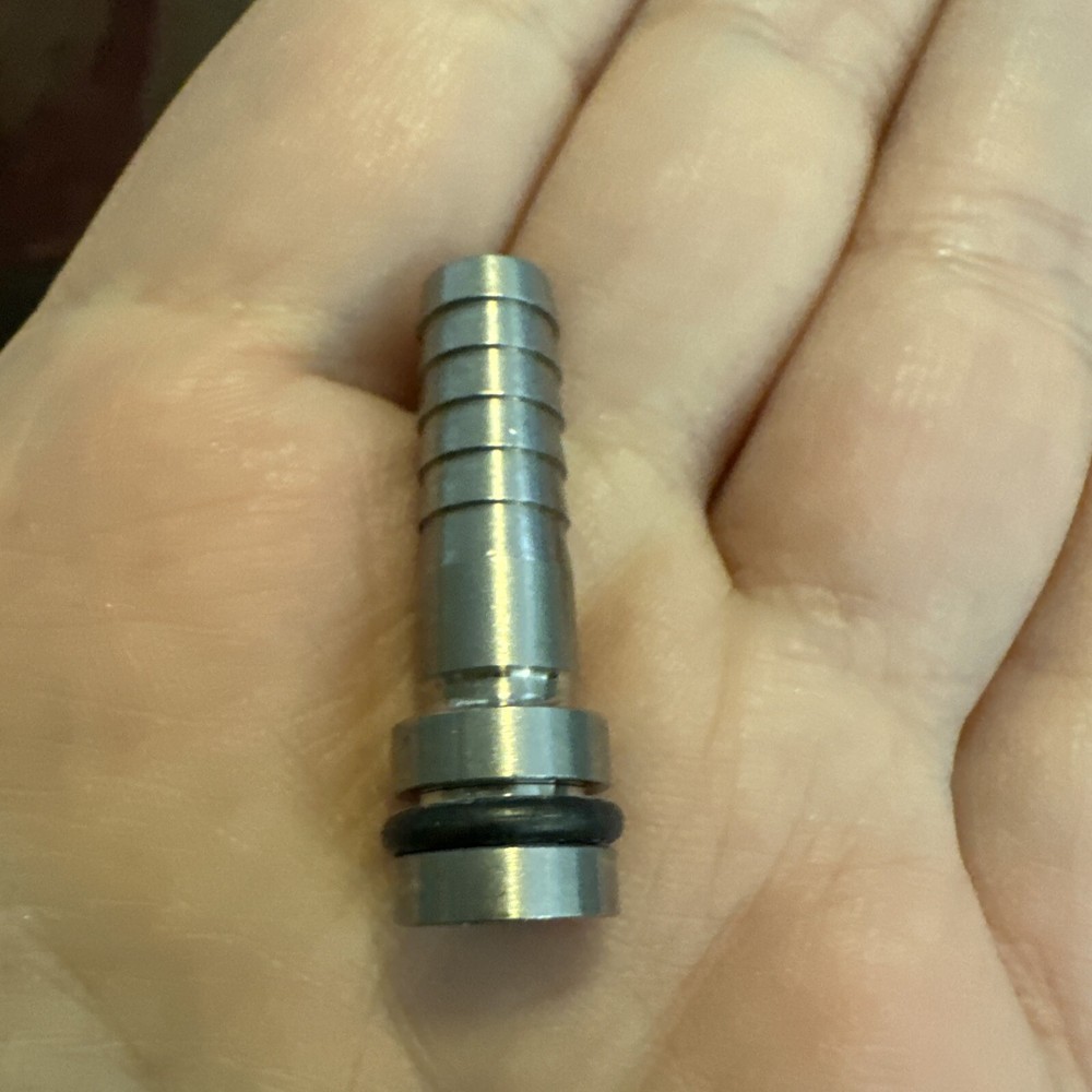 (180)  - 1/4 Flow Jet Liquid Fitting