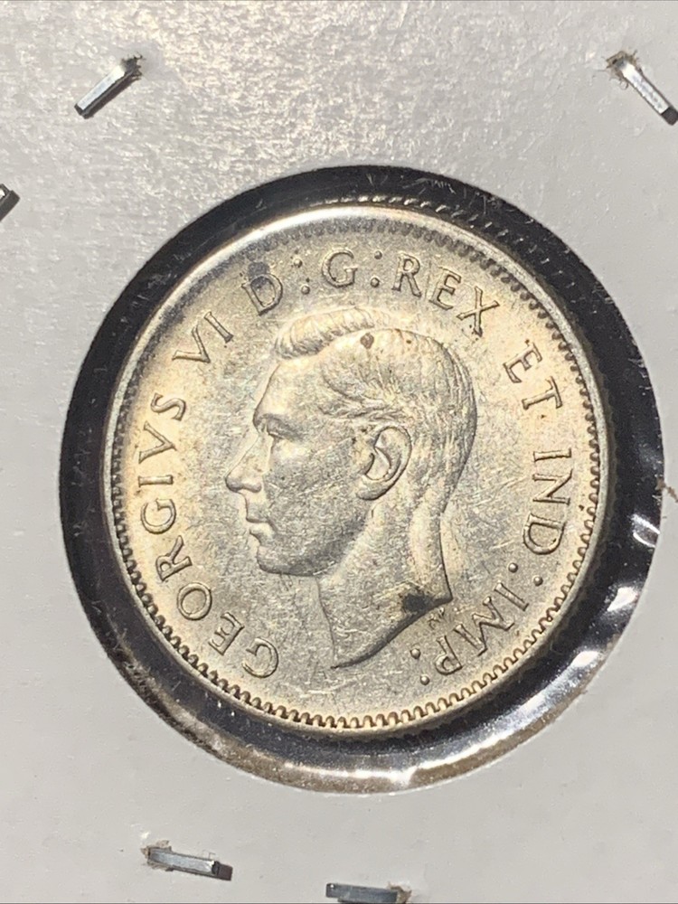 1943 Canada Silver 10 Cents - BU