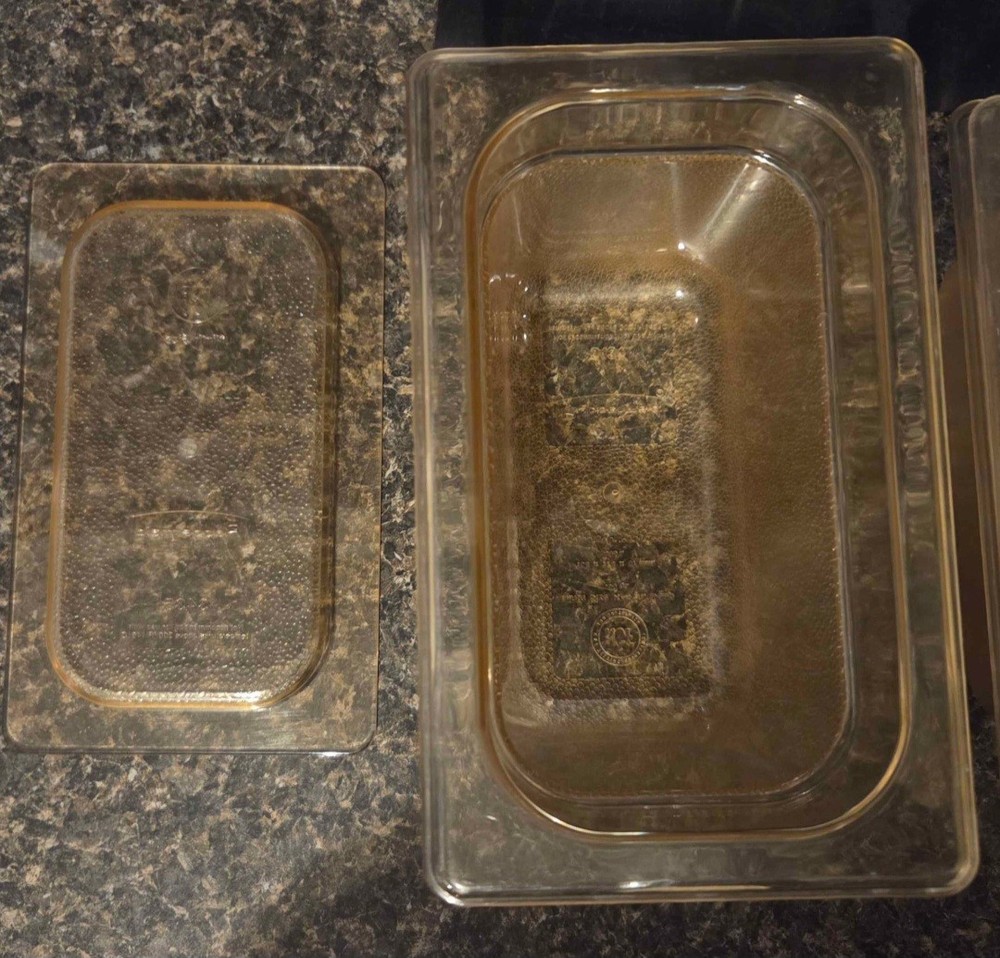 Rubbermaid Plastic Square & Rectangle Food Storage Containers & Lids