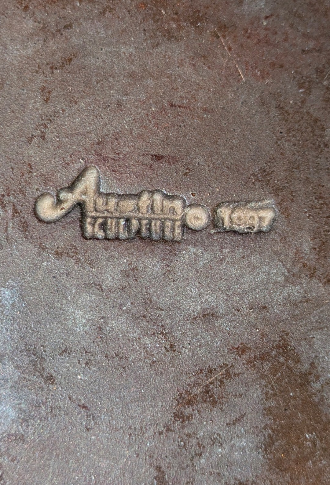 AUSTIN PRODUCTIONS SCULPTURE 4.5" Rope Plate Candle Display (Brown Pottery)