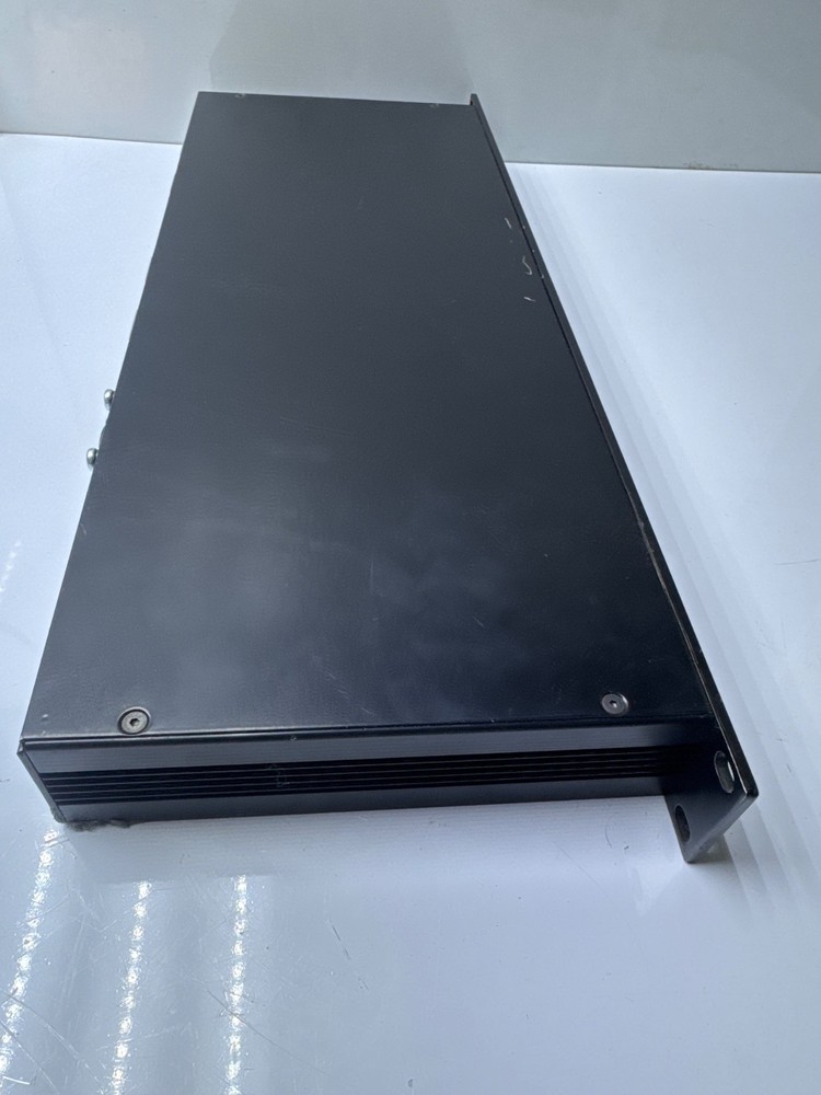 Datapath dL8 Video Distribution Amplifier