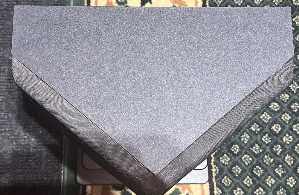 Klipsch RS52 Reference IV Surround Speakers (Black)-EUC (READ & See Pics)
