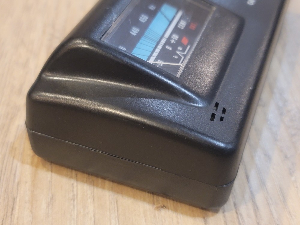 Greco GT-01 Guitar Tuner Tested