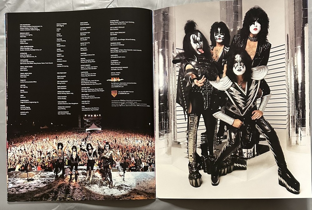 Kiss Alive 35 Sonic Boom Concert Program Tour Book Excellent Condition 11x14