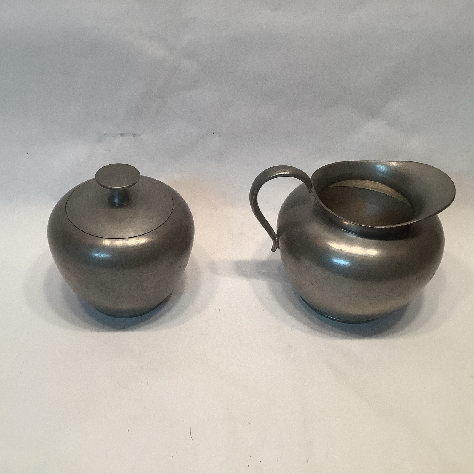 Meeuws & Zoon Den Haag Pewter Cream & Sugar Set Vintage Primitive Colonial Farm