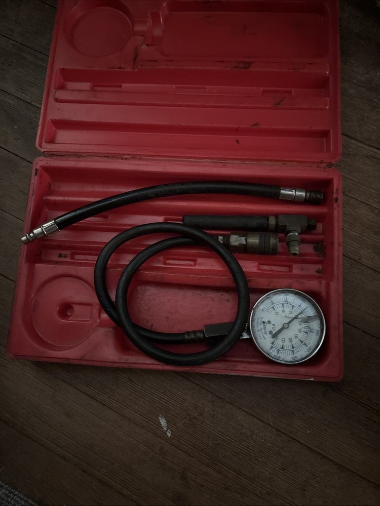 Snap-on MT307KB Compression Tester Kit  Missing One Piece