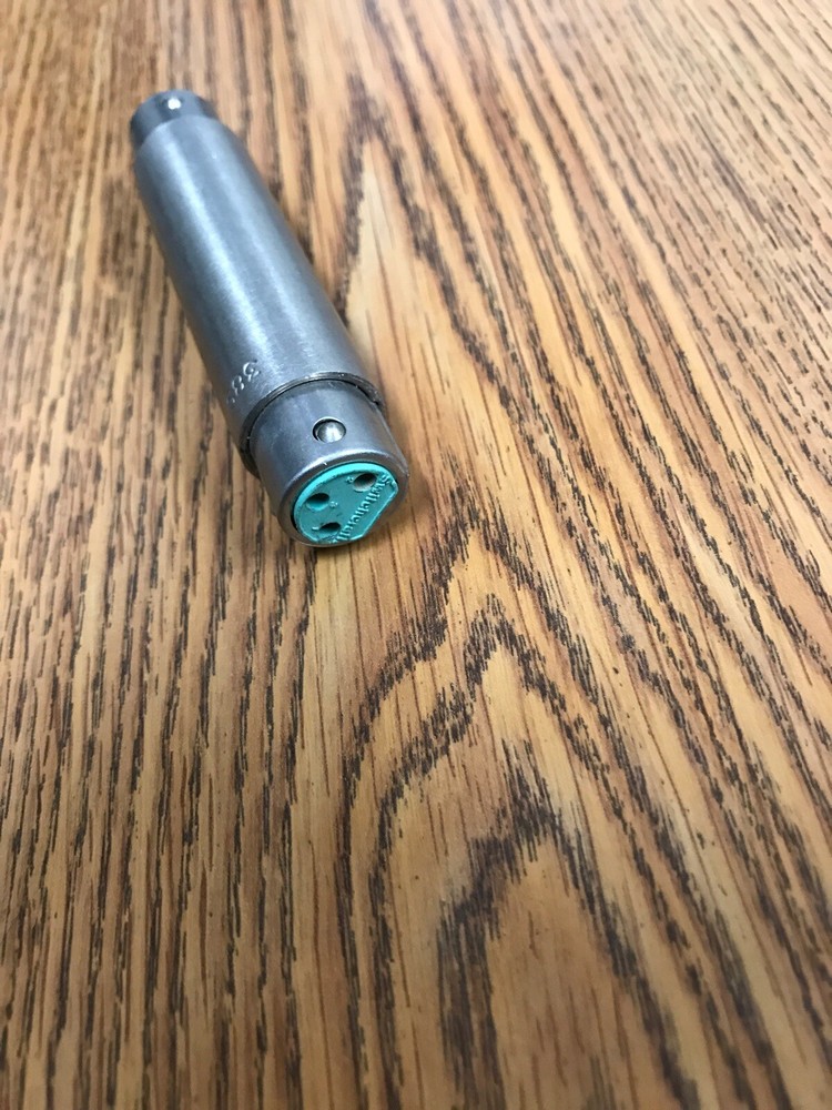 Switchcraft 389X XLR Connector