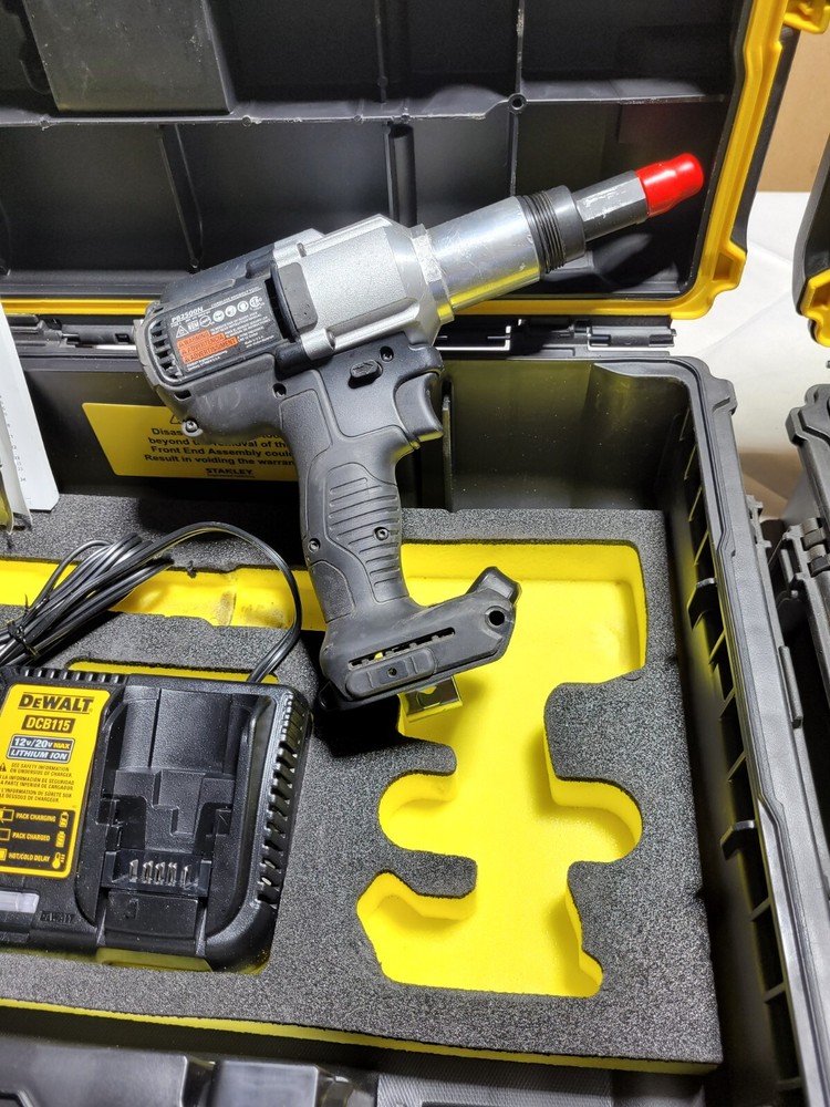 Stanley PB2500n Neobolt Tool