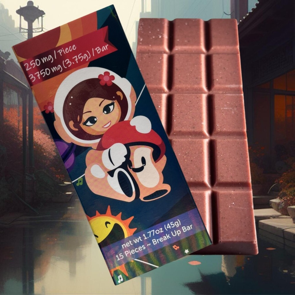 BGM Chocolate Bar (Strawberries and Cream)